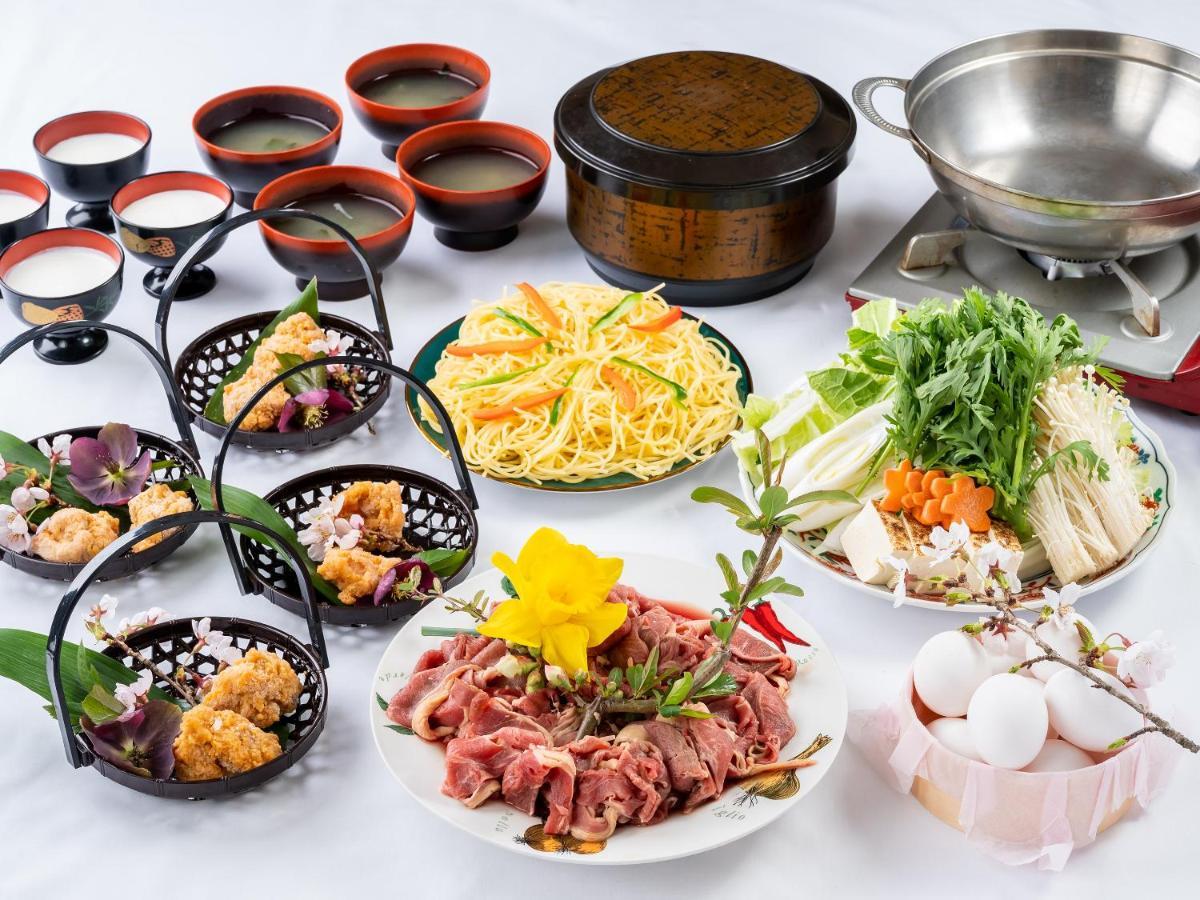 Hotel Sunny Shiga Яманучи Екстериор снимка