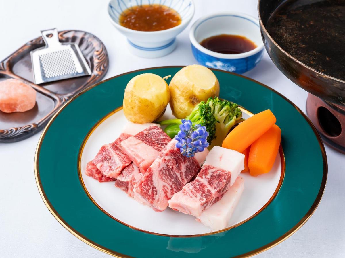 Hotel Sunny Shiga Яманучи Екстериор снимка