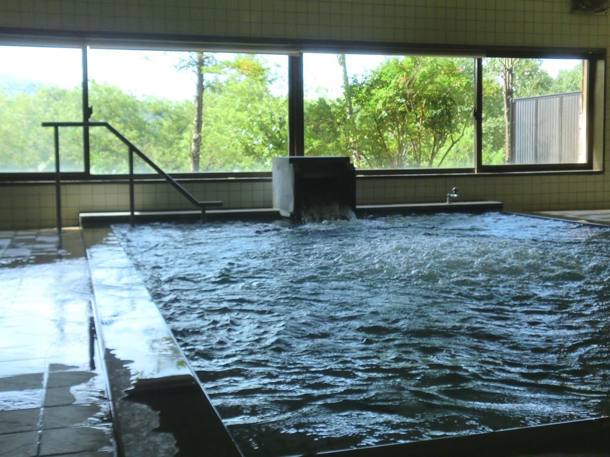 Hotel Sunny Shiga Яманучи Екстериор снимка