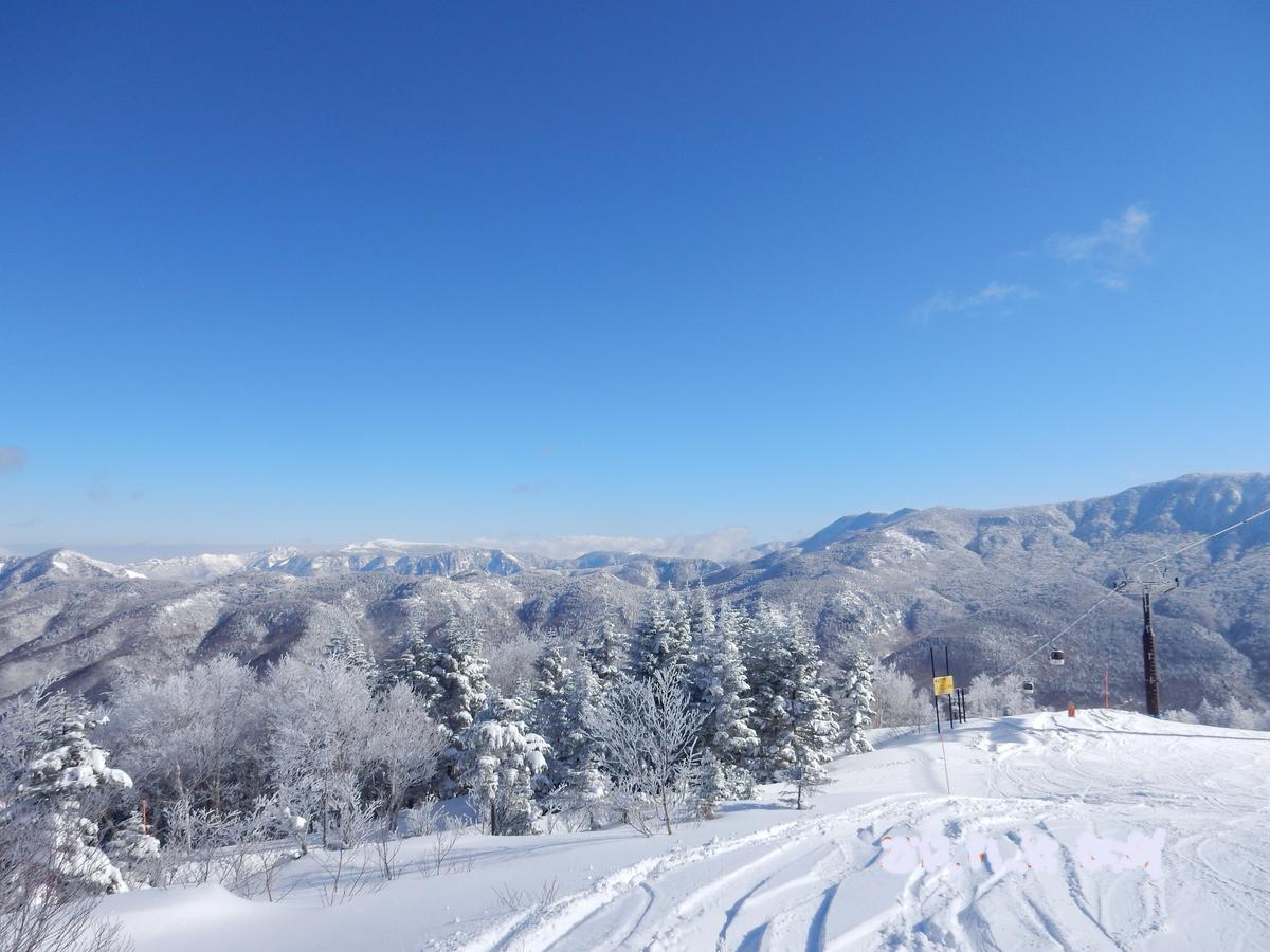 Hotel Sunny Shiga Яманучи Екстериор снимка