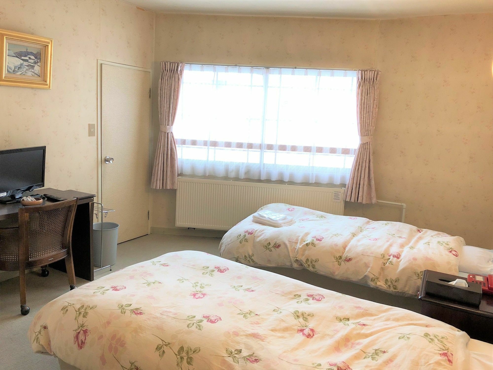 Hotel Sunny Shiga Яманучи Екстериор снимка