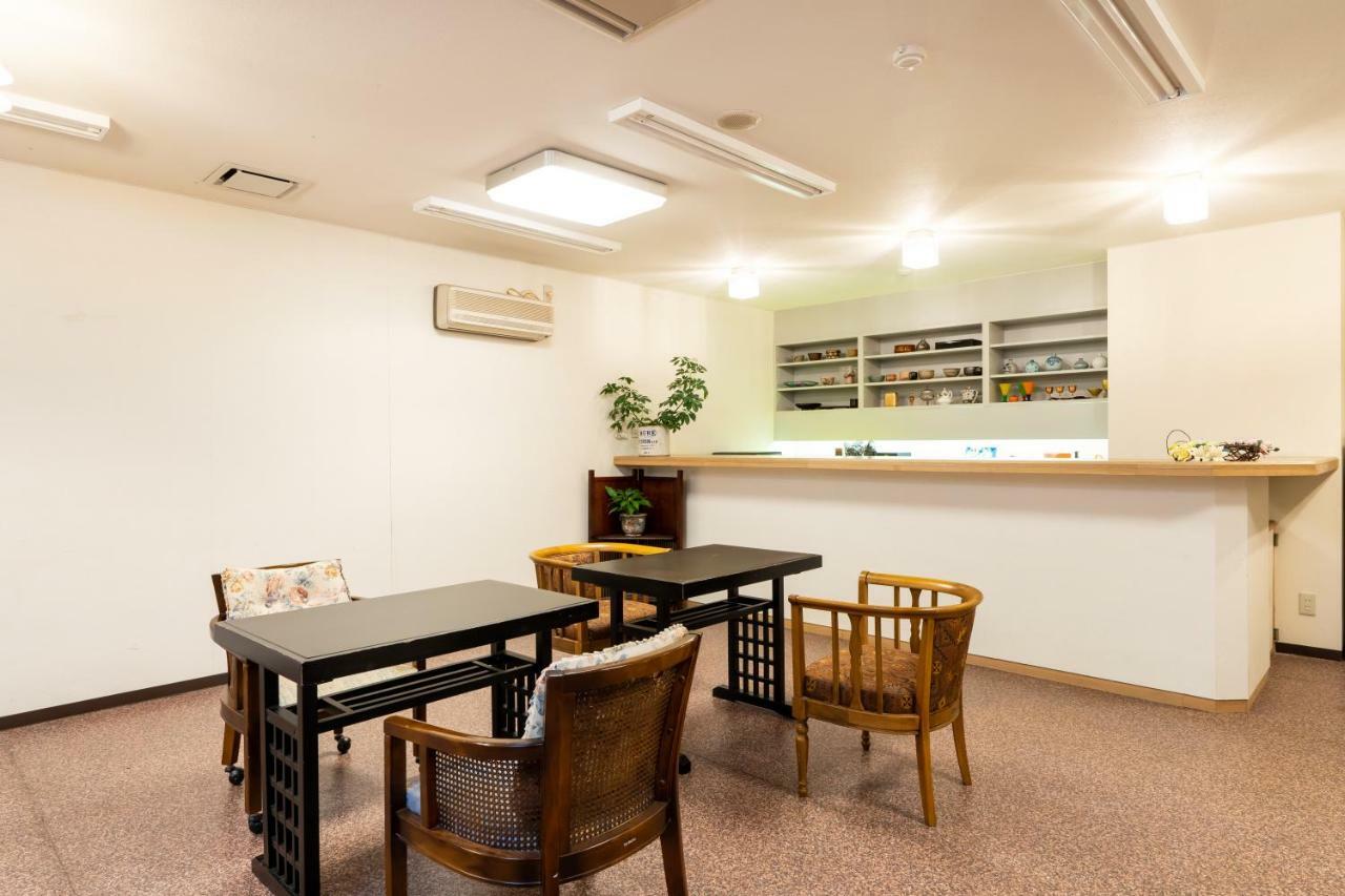 Hotel Sunny Shiga Яманучи Екстериор снимка